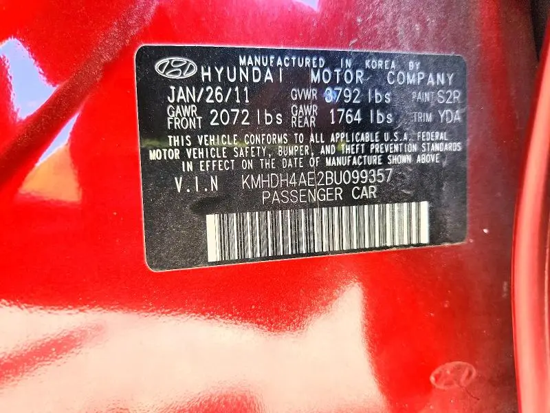 2011 HYUNDAI ELANTRA LIMITED  