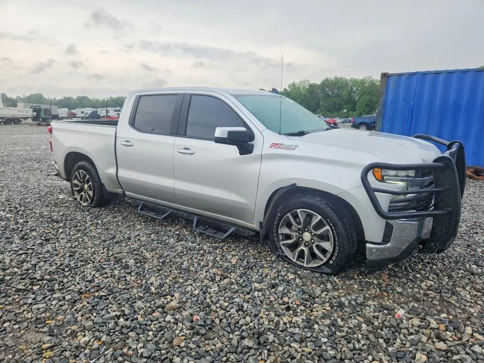 2021 CHEVROLET SILVERADO K1500 LT  