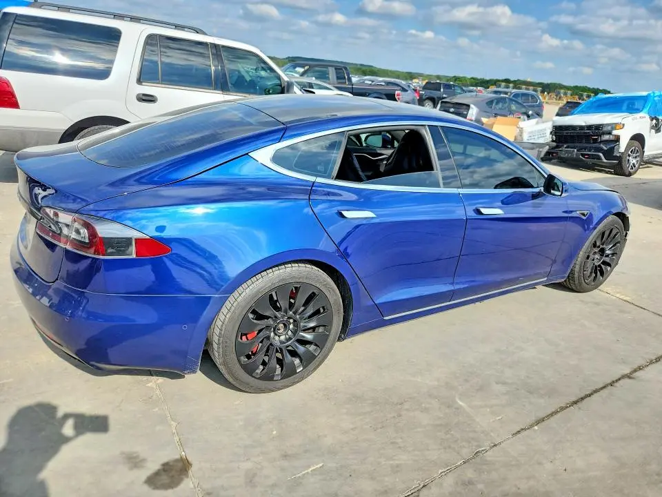 2016 TESLA MODEL S   