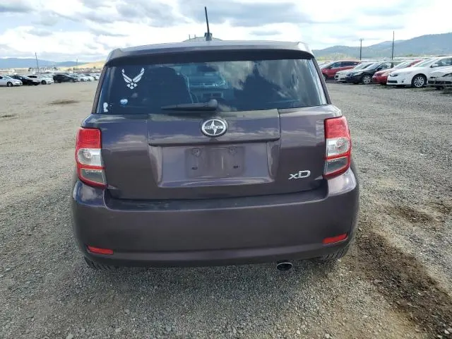 2011 TOYOTA SCION XD   