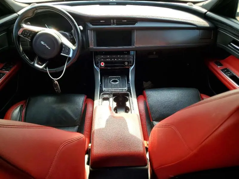 2017 JAGUAR XF S  