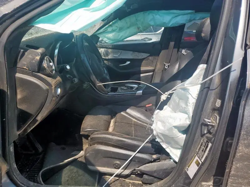 2019 MERCEDES-BENZ GLC 350E  