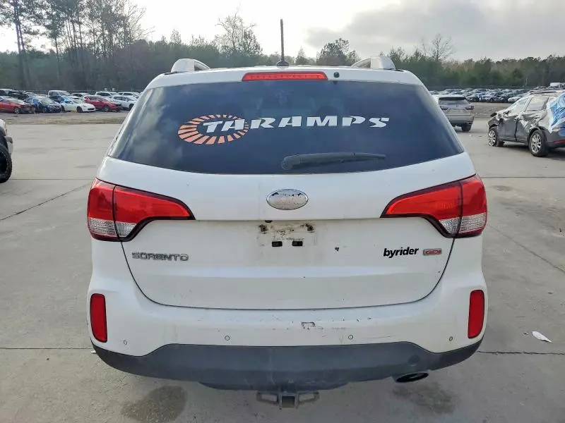 2014 KIA SORENTO LX  