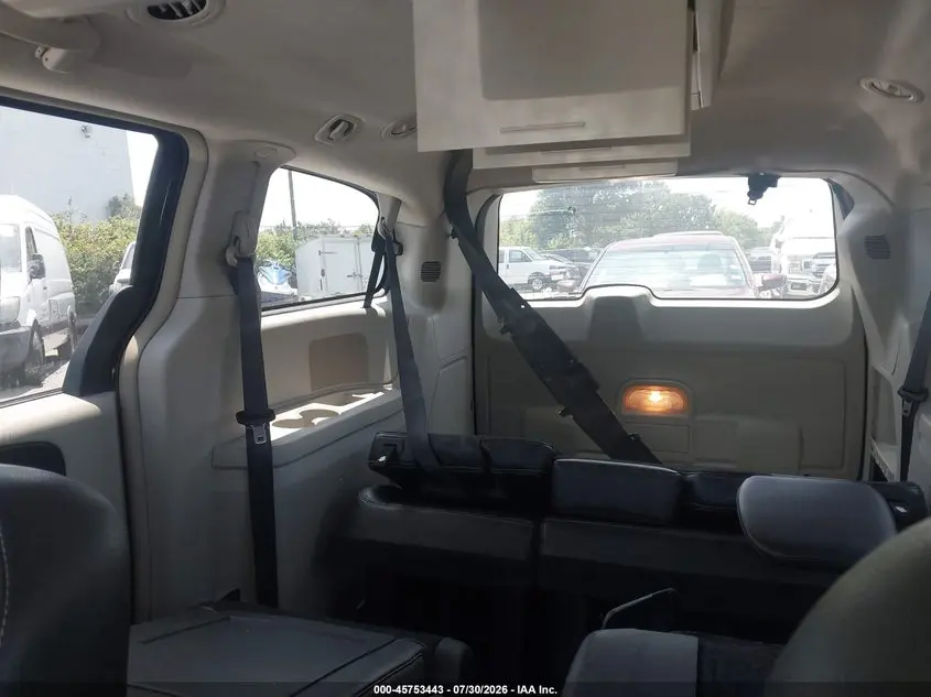 2016 CHRYSLER TOWN & COUNTRY TOURING