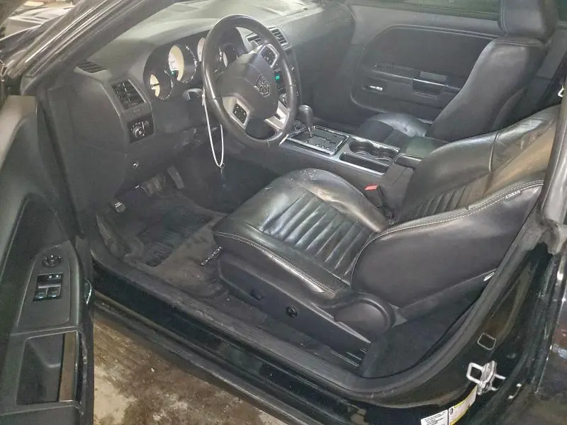 2013 DODGE CHALLENGER SXT  