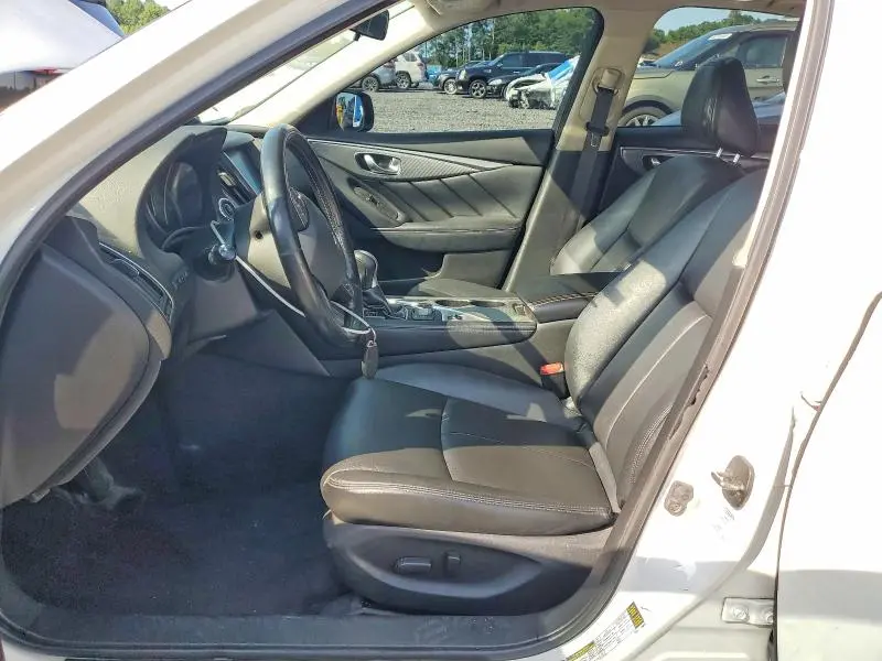 2015 INFINITI Q50 BASE  