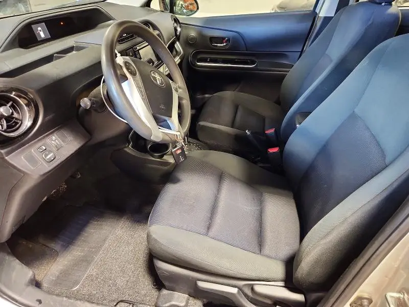 2015 TOYOTA PRIUS C THREE  
