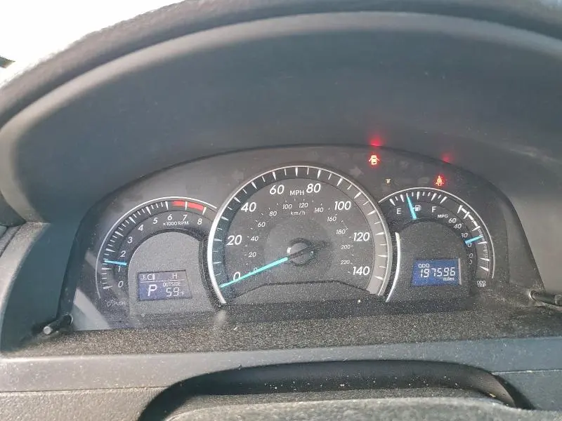 2012 TOYOTA CAMRY BASE  