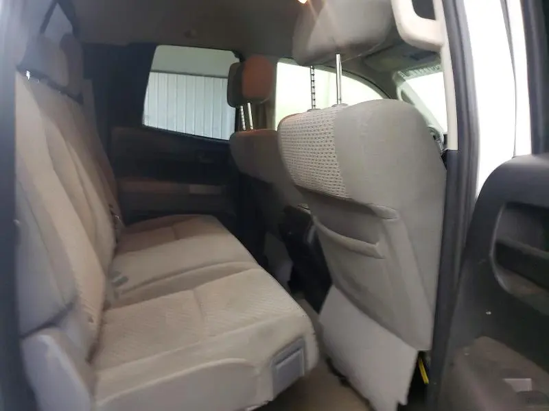 2011 TOYOTA TUNDRA DOUBLE CAB SR5  