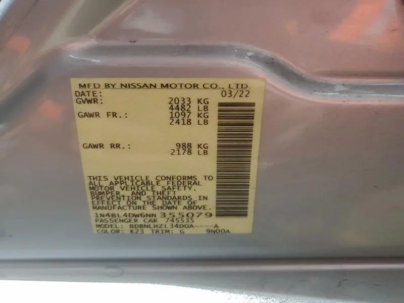 2022 NISSAN ALTIMA SV  