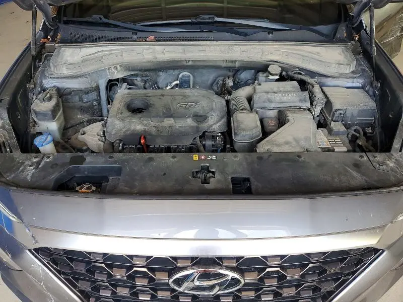2019 HYUNDAI SANTA FE SE  