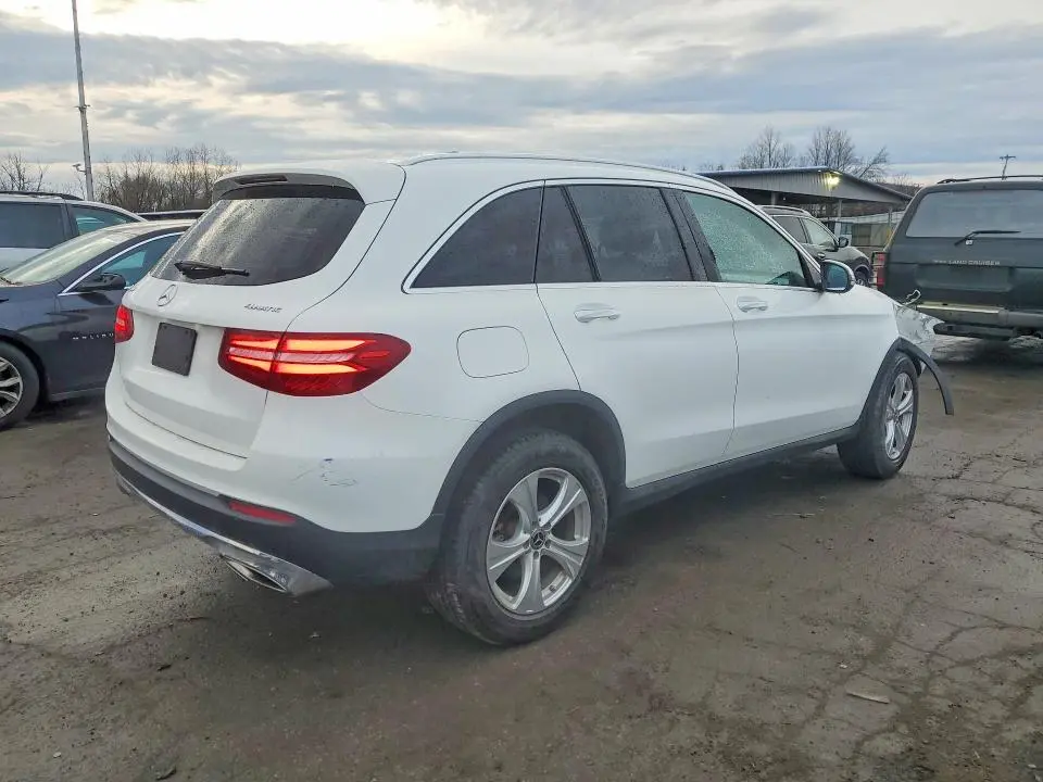 2017 MERCEDES-BENZ GLC 300 4MATIC  
