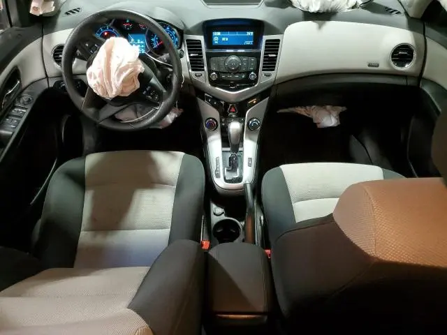 2012 CHEVROLET CRUZE LS  