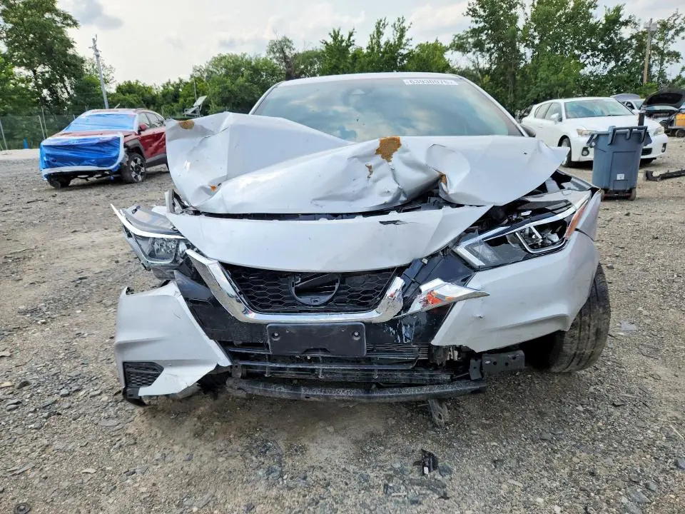 2021 NISSAN VERSA S  