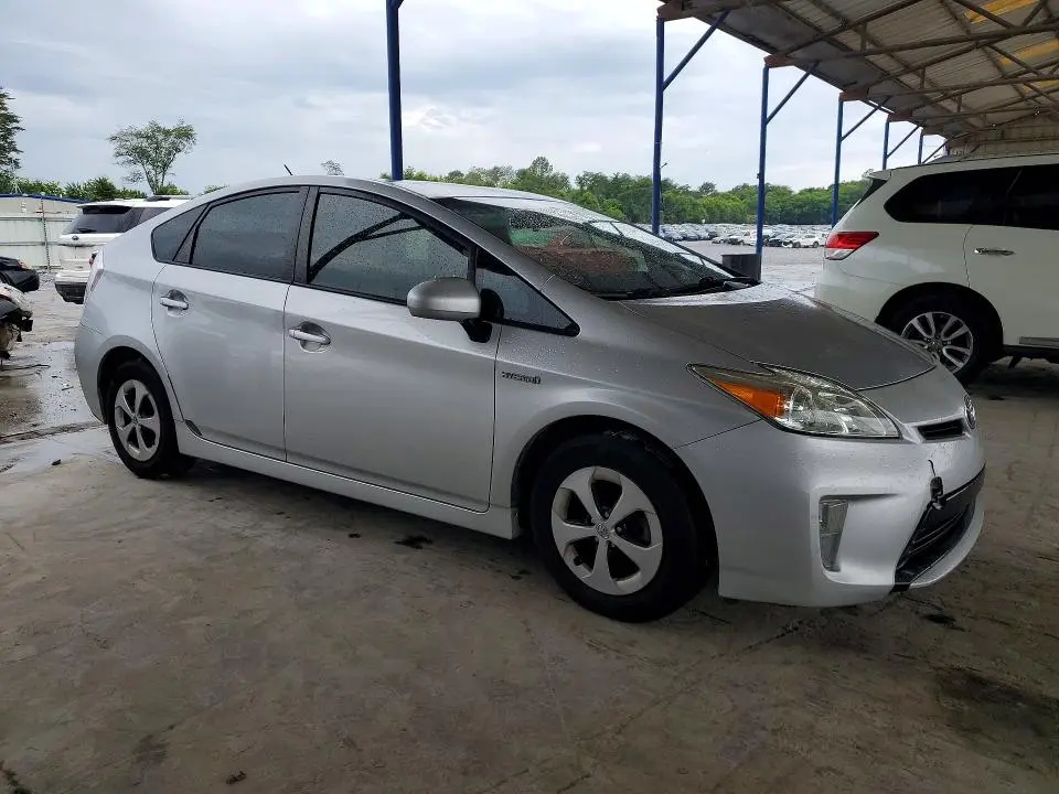 2012 TOYOTA PRIUS THREE  