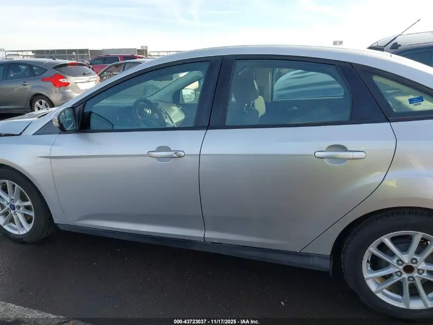 2015 FORD FOCUS SE