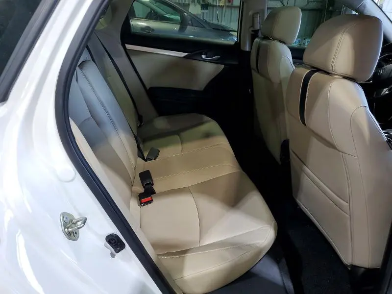 2017 HONDA CIVIC TOURING  