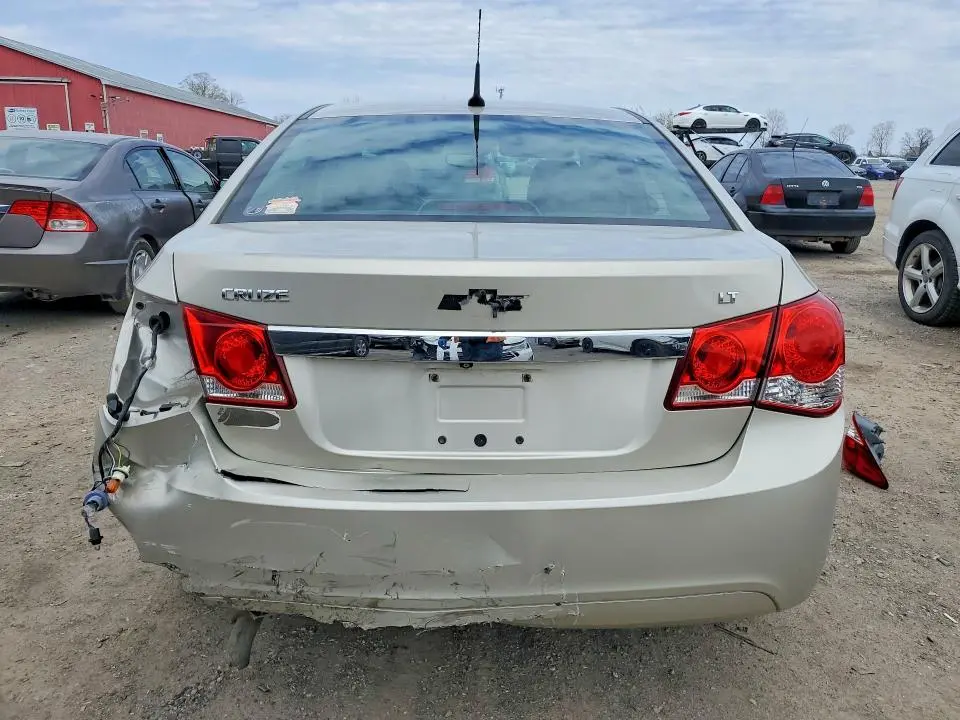 2014 CHEVROLET CRUZE LT  