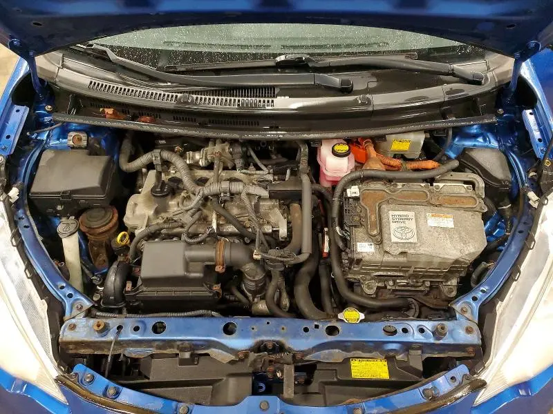 2013 TOYOTA PRIUS C ONE  