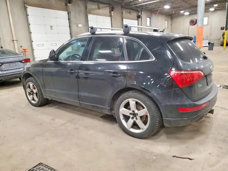 2010 AUDI Q5 PREMIUM PLUS  
