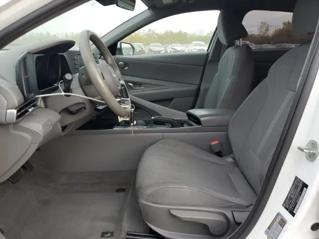 2021 HYUNDAI ELANTRA SE  