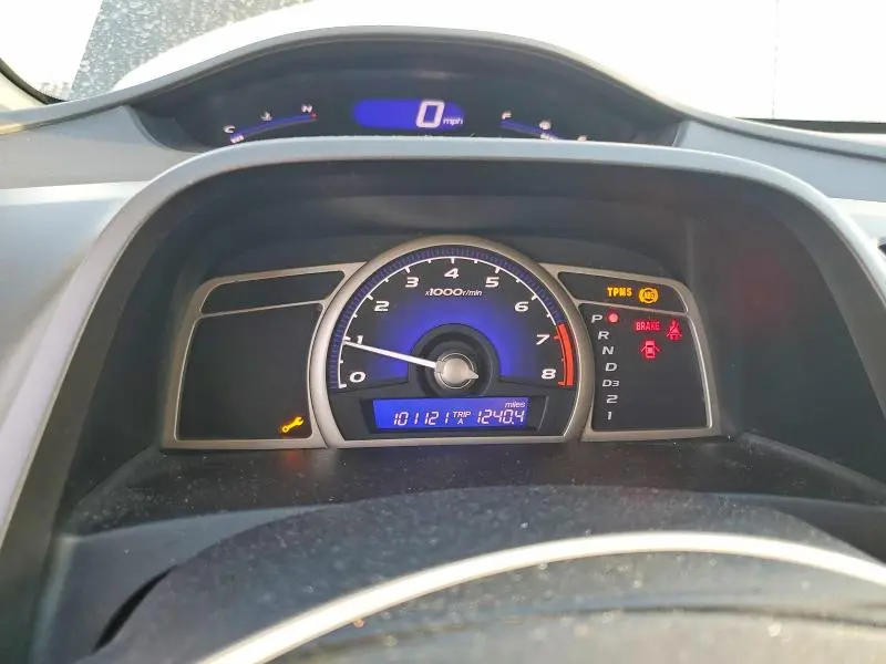 2011 HONDA CIVIC LX  