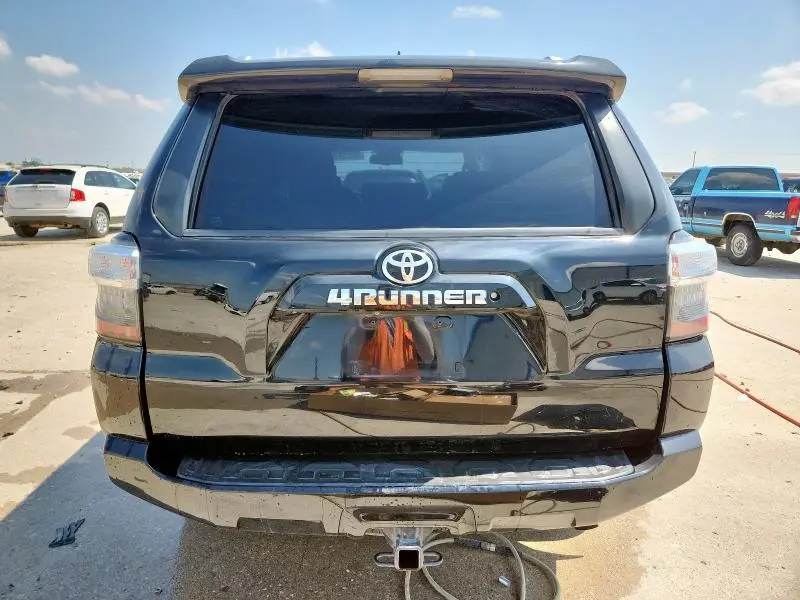 2015 TOYOTA 4RUNNER SR5  