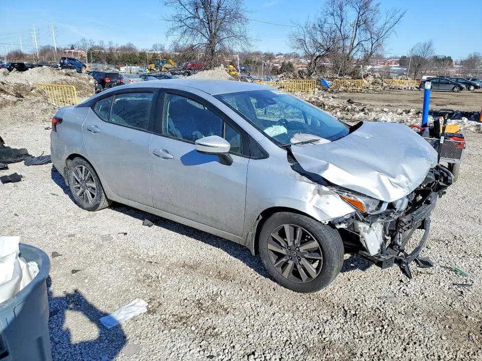 2020 NISSAN VERSA SV  