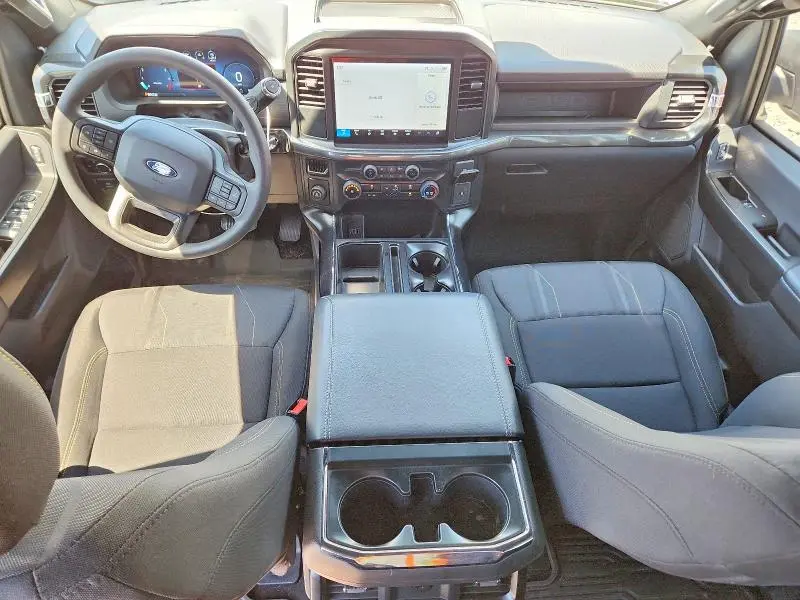 2025 FORD F150 STX  