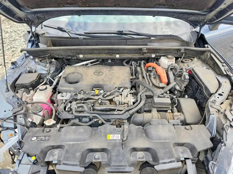 2022 TOYOTA VENZA XLE  