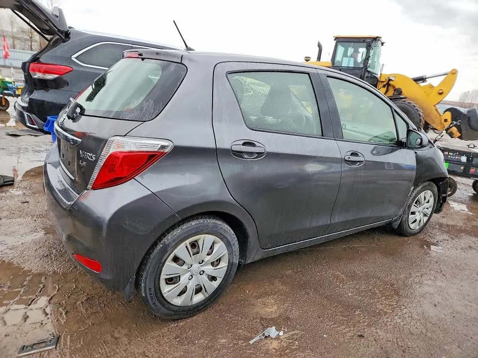 2012 TOYOTA YARIS 5-DOOR L  