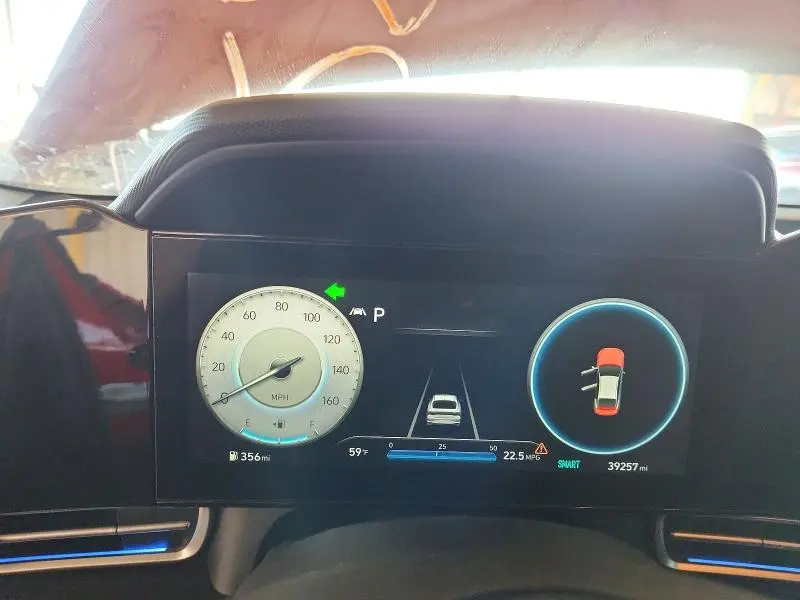 2022 HYUNDAI ELANTRA LIMITED  