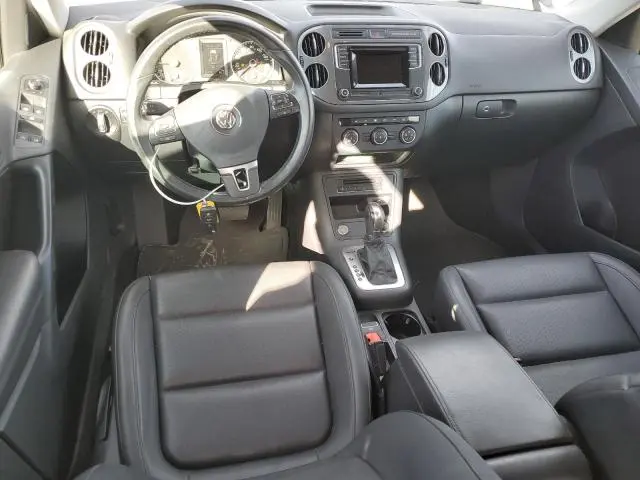 2016 VOLKSWAGEN TIGUAN S  