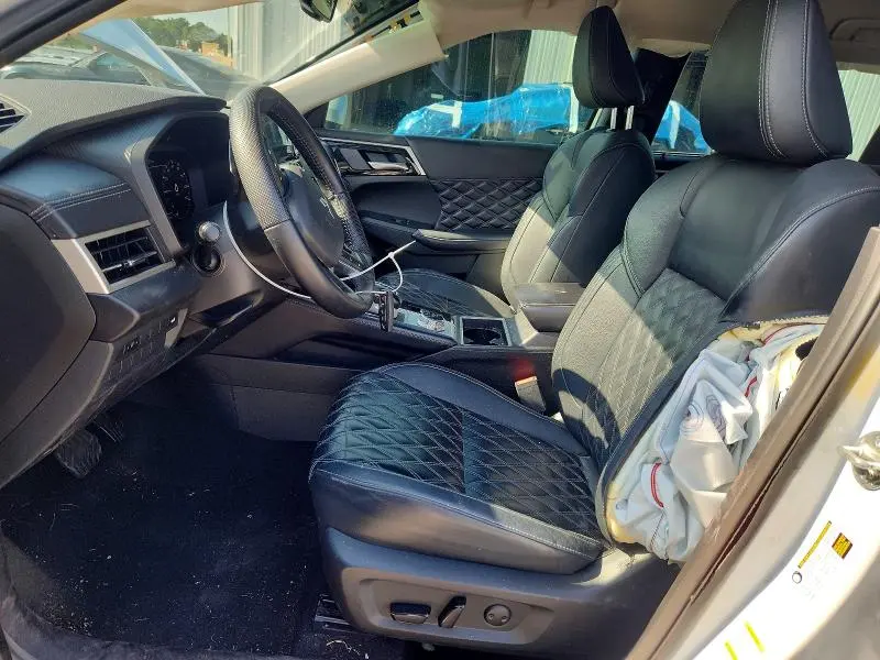 2023 MITSUBISHI OUTLANDER SEL  