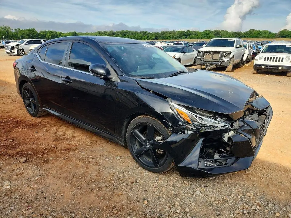 2023 NISSAN SENTRA SR  