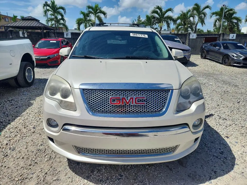 2012 GMC ACADIA DENALI  