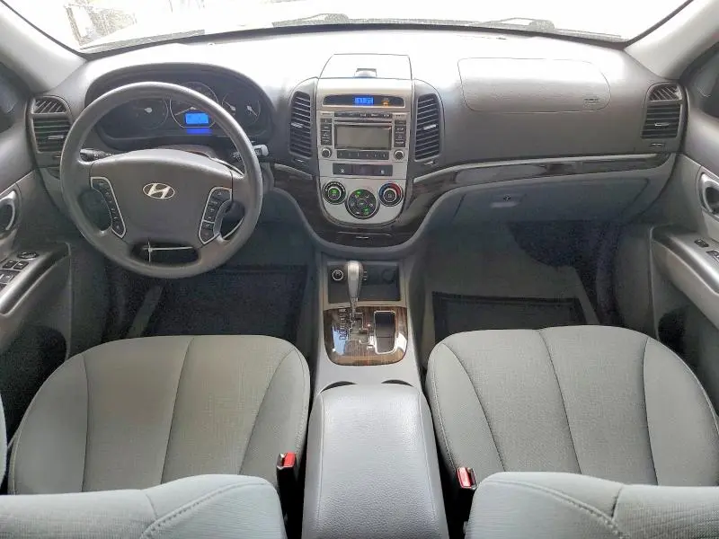 2012 HYUNDAI SANTA FE GLS  