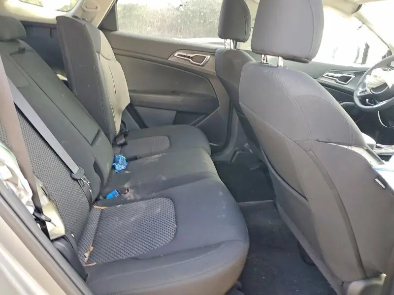 2025 KIA SPORTAGE LX  