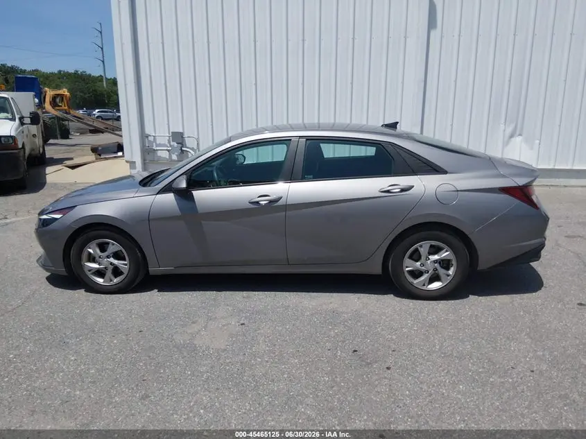 2023 HYUNDAI ELANTRA SE