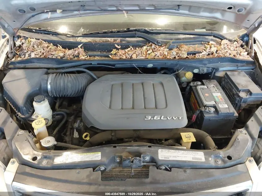 2012 CHRYSLER TOWN & COUNTRY TOURING