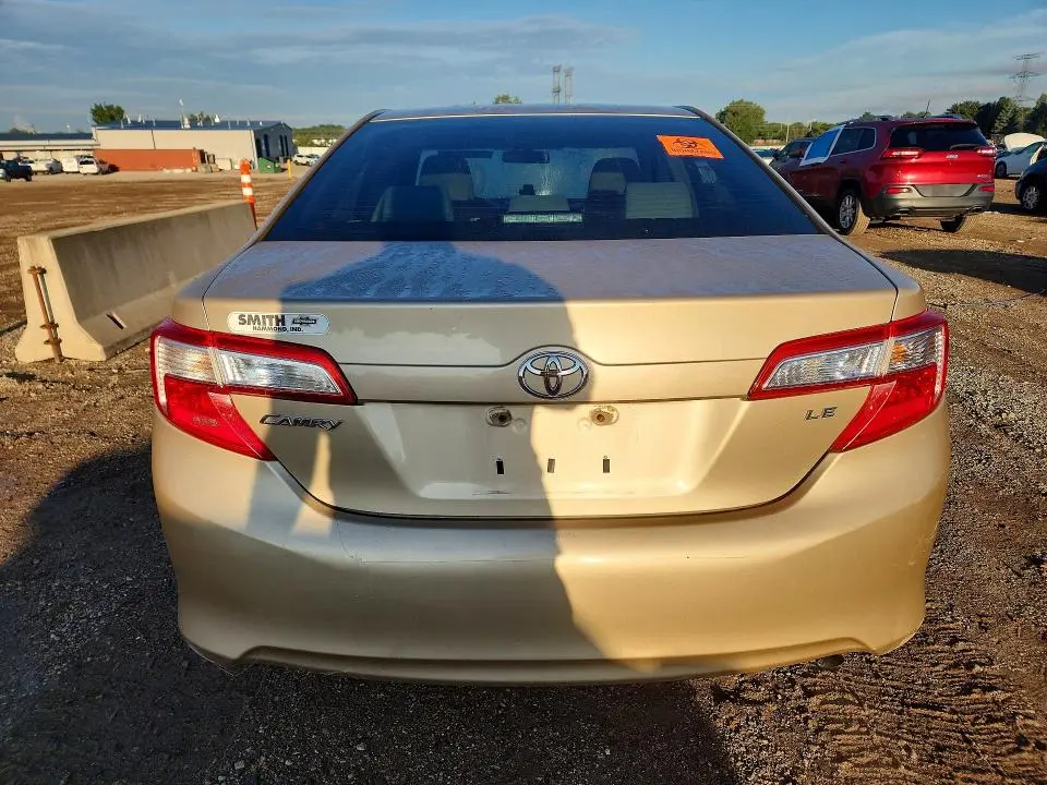 2012 TOYOTA CAMRY LE  
