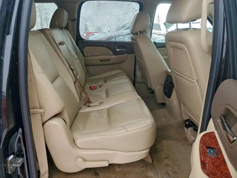 2013 CHEVROLET SUBURBAN K1500 LTZ  