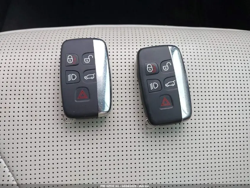 2017 LAND ROVER DISCOVERY HSE