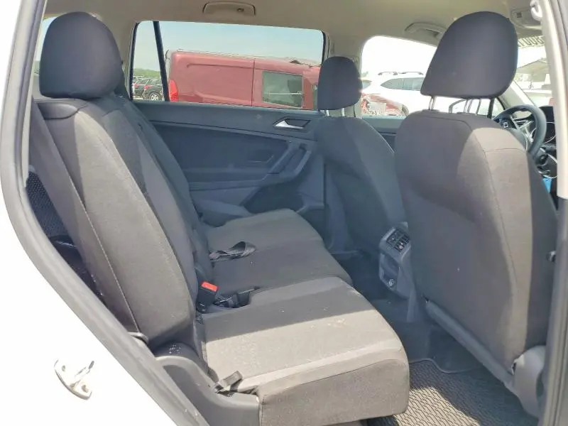 2019 VOLKSWAGEN TIGUAN S  