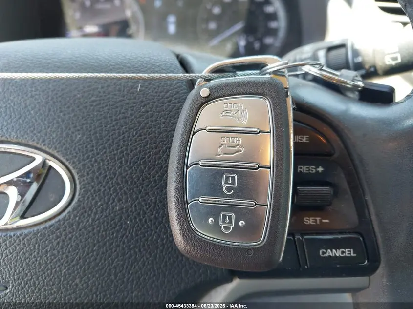 2017 HYUNDAI TUCSON SPORT