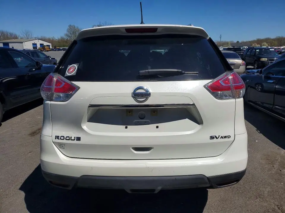 2015 NISSAN ROGUE SV  