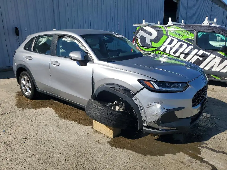 2023 HONDA HR-V LX  