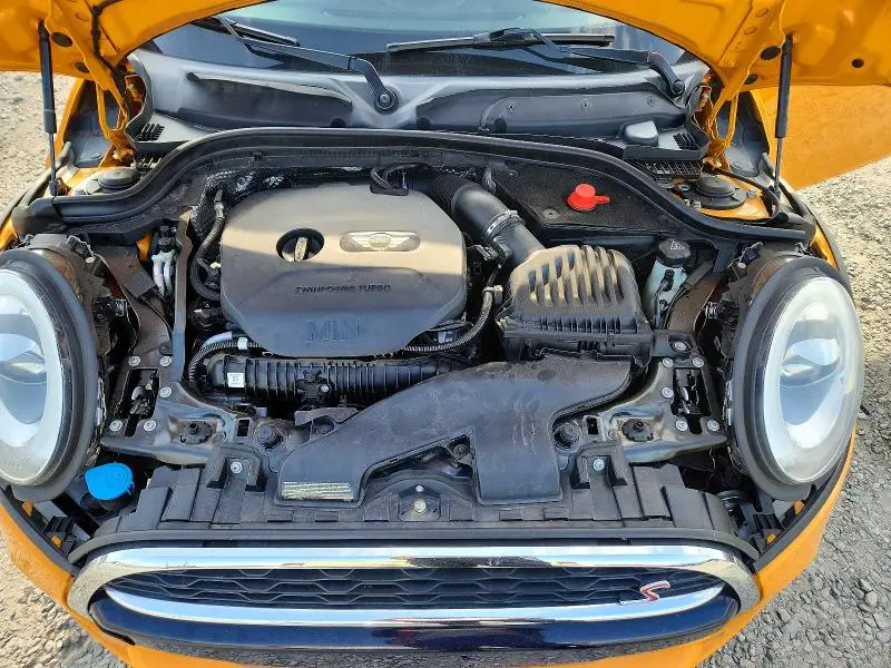 2015 MINI COOPER S  