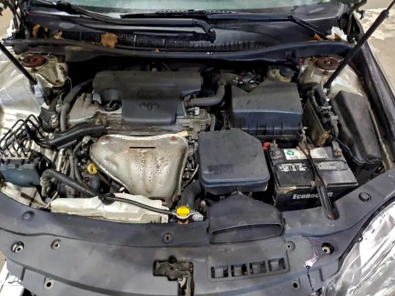 2015 TOYOTA CAMRY LE  