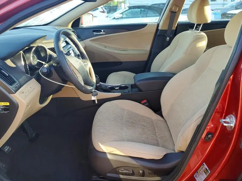 2013 HYUNDAI SONATA GLS  